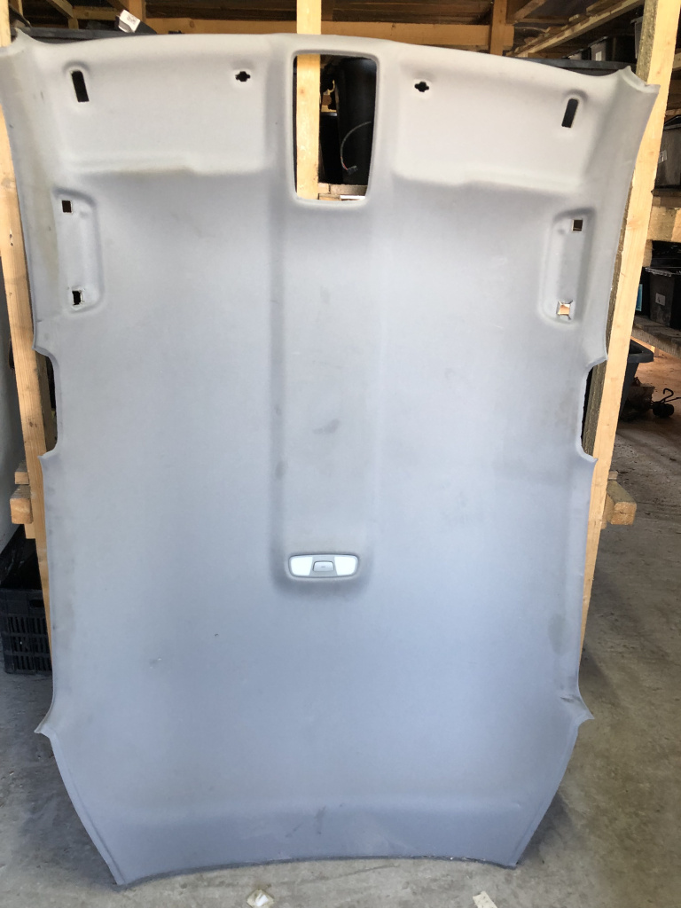 Plafon material Audi Q2 2019