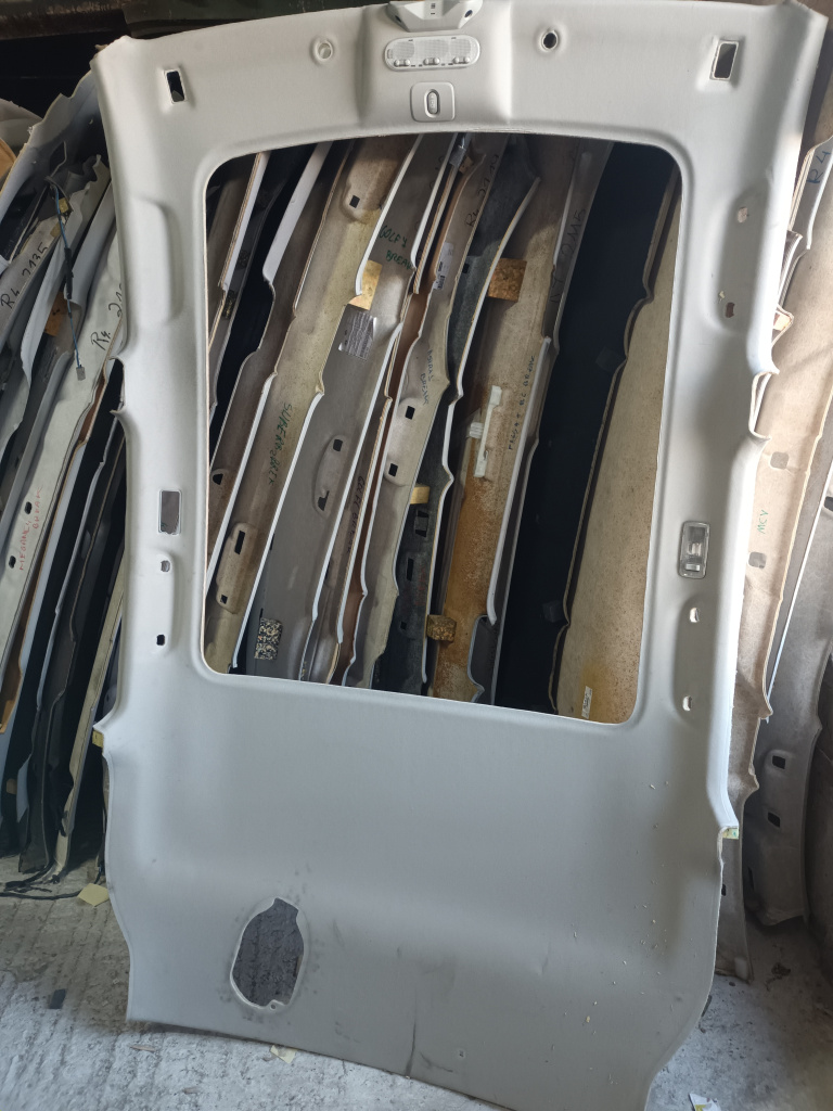 Plafon material cu panorama Nissan Qashqai 2011