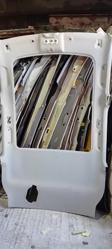 Plafon material cu panorama Nissan Qashqai 2011