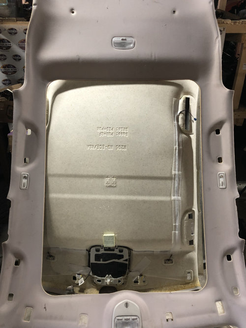 Plafon material cu panorama Peugeot 3008 2012
