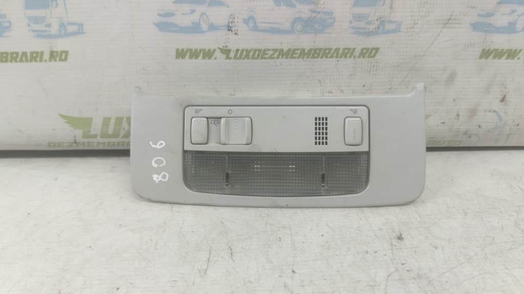 Plafoniera 3b0947105 Volkswagen VW Touran [facelift] [2006 - 2010] 2.0 TDI BMM