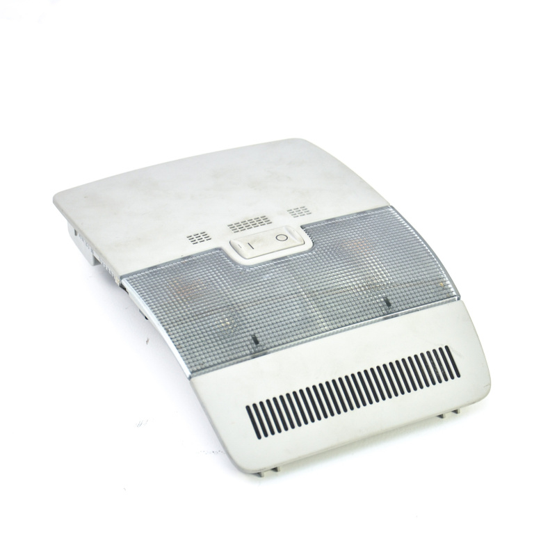 Plafoniera Audi A3 (8P) 2003-2013 1.6 Bgu Benzina Centru Fata 8P0947135D, 8P0 947 135 D, 8P0 947 135 , 8P0947135 Sidler