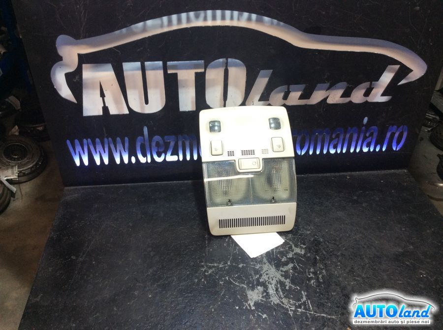 Plafoniera Audi A4 8EC 2004-2008