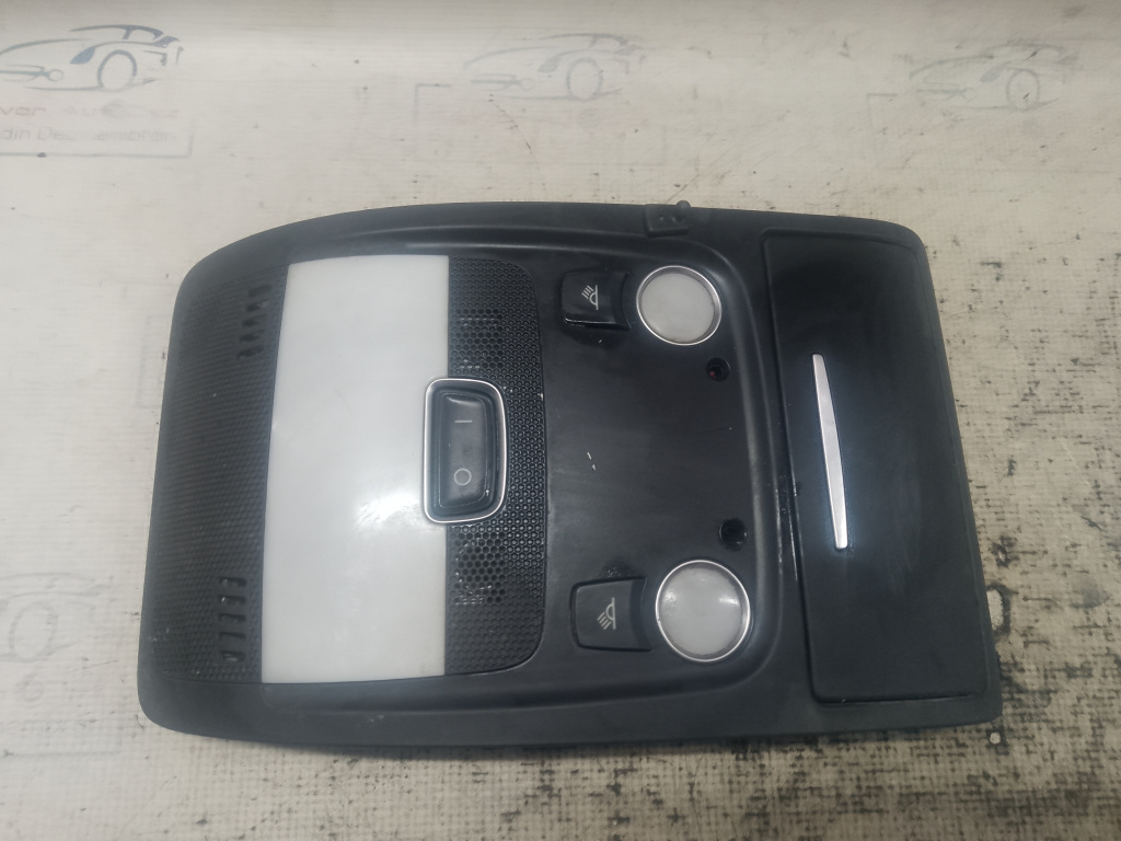 Plafoniera Audi A4 B8 2011, S-LINE