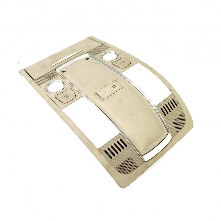 Plafoniera Audi Q7 (4L) 2006-2015 3.0 Tdi Bug Motorina Centru 4F0951177, 4F0910177, 4L0947135F, 18550114, 70103105, 16781020 Delphi