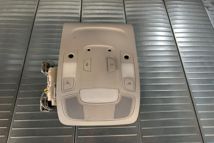 Plafoniera fata 4G0947135 Audi Audi A6 4G/C7 [facelift] [2014 - 2020]