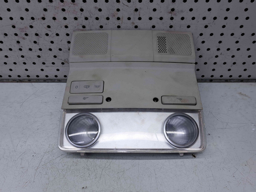 Plafoniera fata Volkswagen Golf 5 (1K1) [Fabr 2004-2008] 1K0947105AE