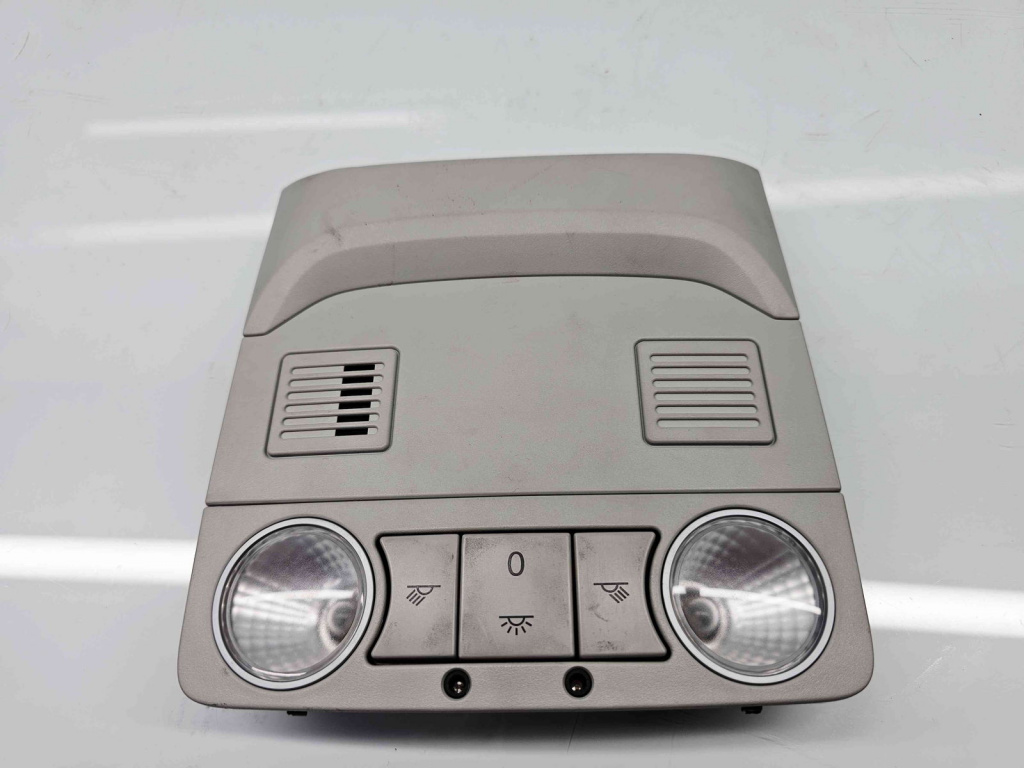 Plafoniera fata Volkswagen Golf 6 (5K1) [Fabr 2009-2013] 1K8947105N