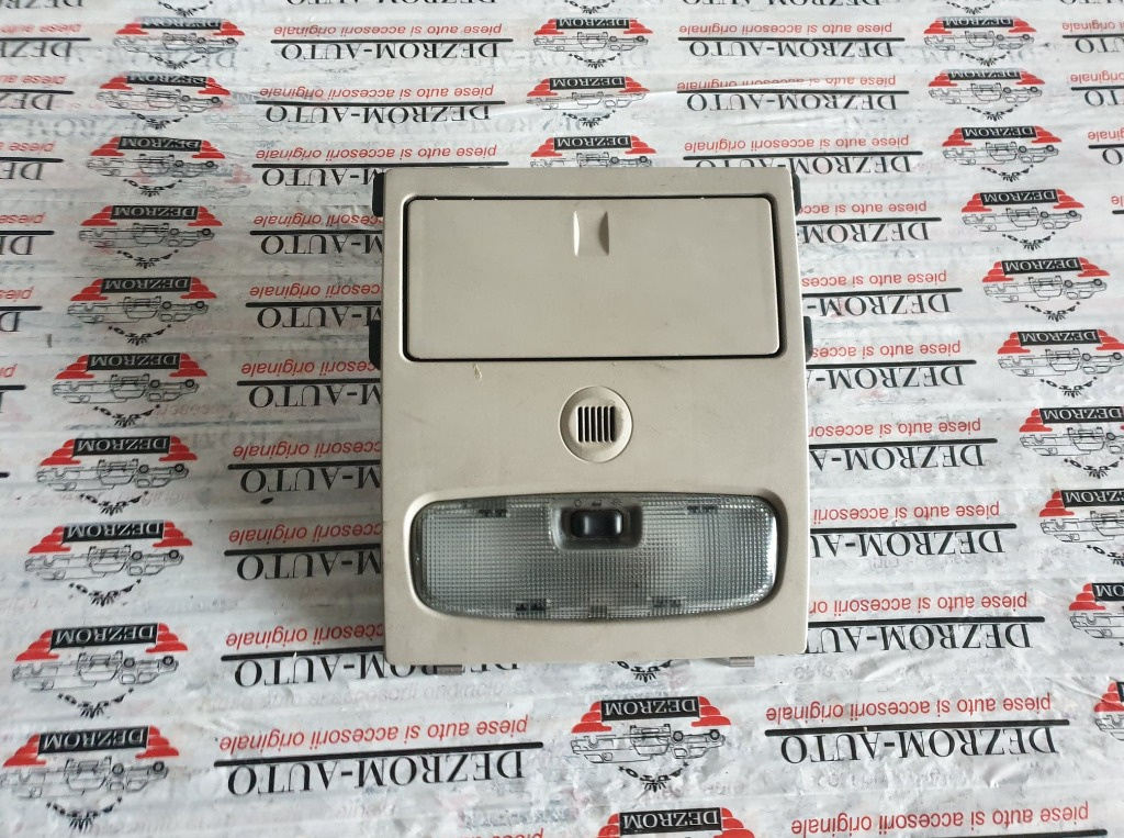 Plafoniera Ford mondeo 3 cod piesa: 1s71f045b54a