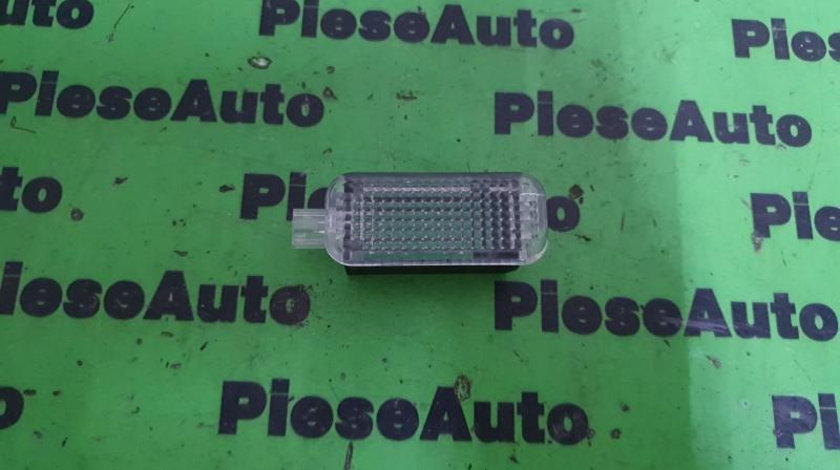 Plafoniera - lampa Audi A3 (2003->) [8P1] 8j0947409b