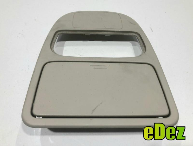 Plafoniera - lampa fata cu microfon Renault Megane 3 (2008-2012) 739480007r