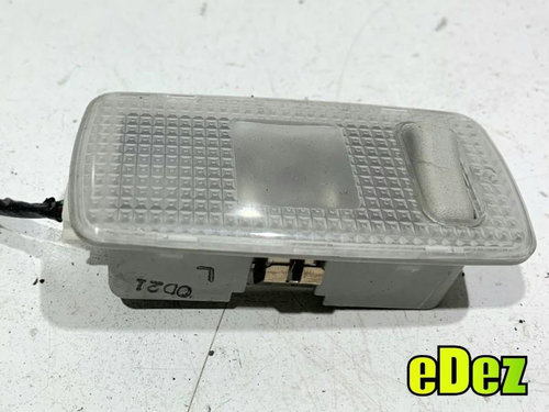 Plafoniera - lampa mijloc Nissan Qashqai facelift (2010-2013) [NJ10]