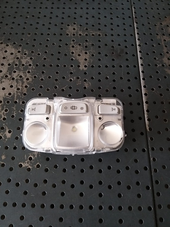 Plafoniera lampa plafon opel zafira e life 96781446bj