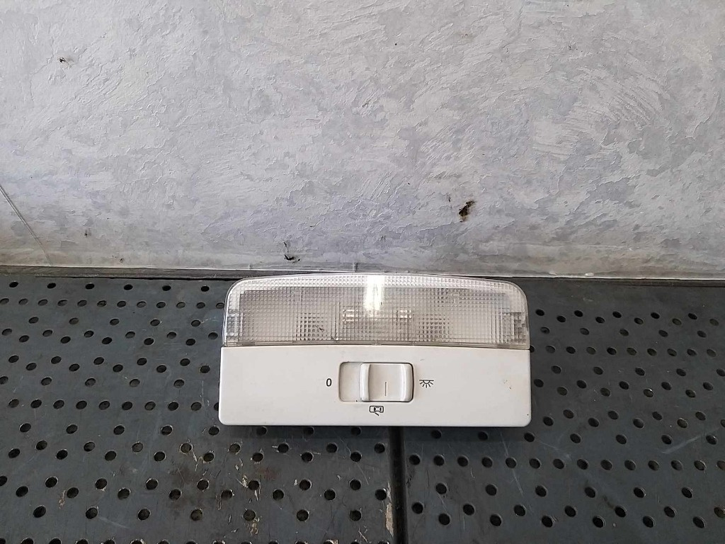 Plafoniera lampa plafon vw polo 9n 6q0947105f
