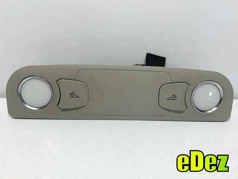 Plafoniera - lampa spate Audi Q7 facelift (2010-2015) [4L] 4L0947111B