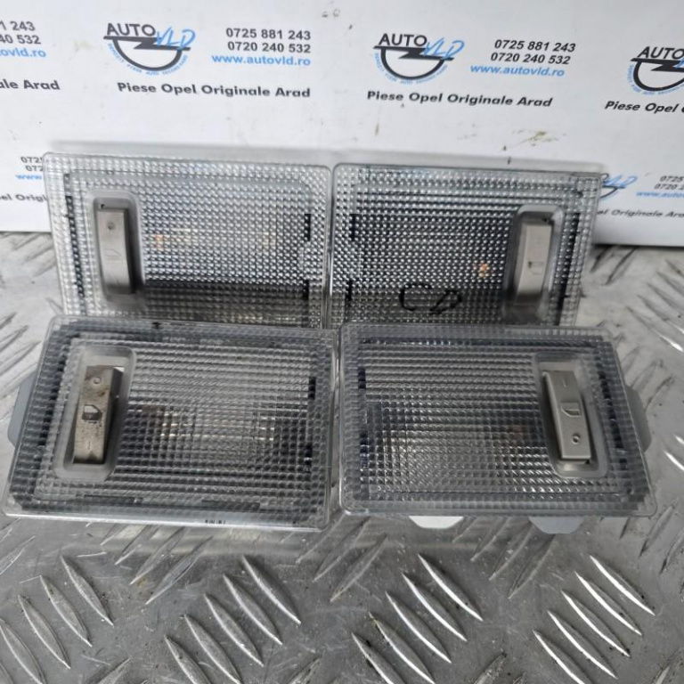 Plafoniera - lampa spate Opel Corsa D facelift 2010-2014 13101642
