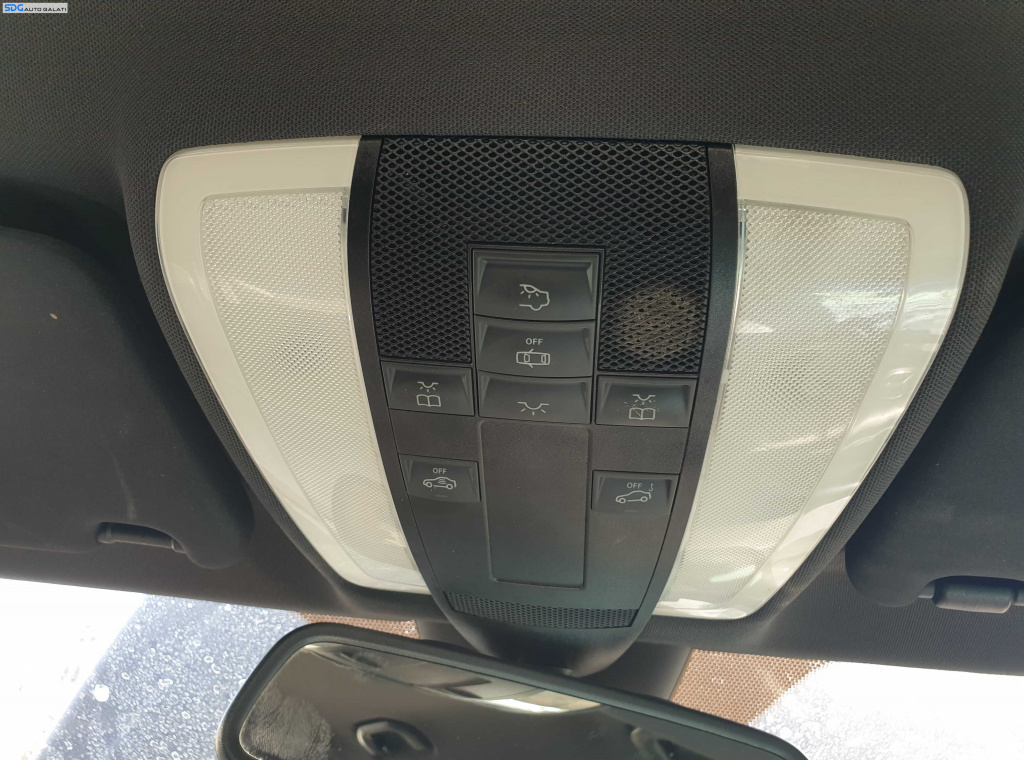 Plafoniera Lumini Lampa Iluminare Habitaclu Mercedes Clasa C Class W204 2007 - 2014 [K6252]