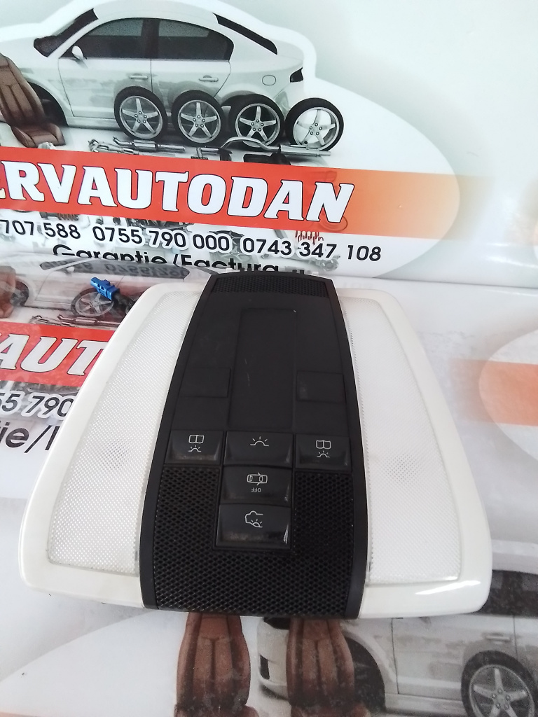 Plafoniera Mercedes-Benz C-Class (2007->) [W204] 2.2 Motorina 2012, A0128206610 / A2048202001 / A2048702758