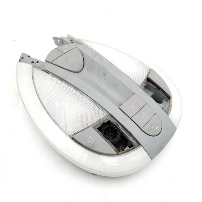 Plafoniera Mercedes-Benz E-CLASS (W211) 2002 - 2009 Motorina A2118205301, A211 820 53 01, 2118205301, 211 820 53 01, 2JM00825644, 2JM00825644QB, 0004586906, A21182053017D43, A2118212951, A 211 821 29 51, 2118212951, 211 821 29 51, A2118212951Q5, 8702