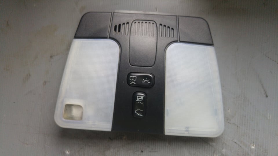 Plafoniera mercedes e-class e220 w210 1993-2000 210b202901