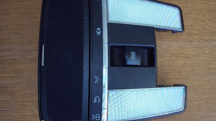 PLAFONIERA MERCEDES S CLASS W221