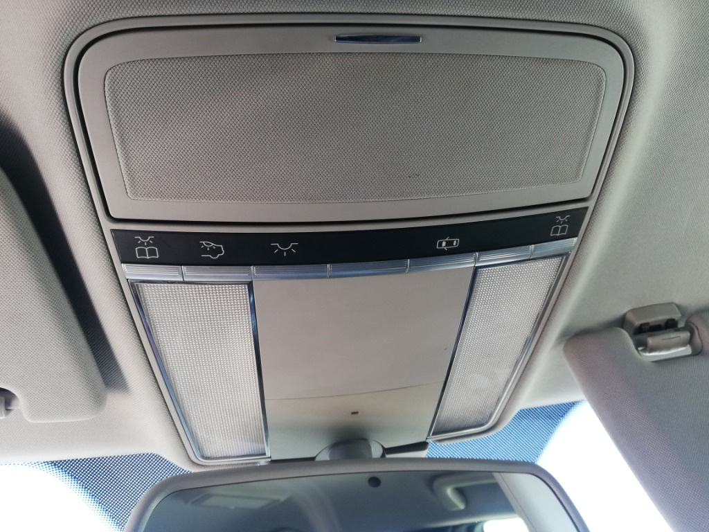 PLAFONIERA MERCEDES W221 S-CLASS 3.0 V6