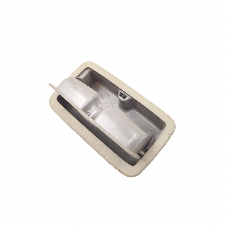 Plafoniera Nissan ALMERA TINO (V10) 2000 - 2006 73948BN70