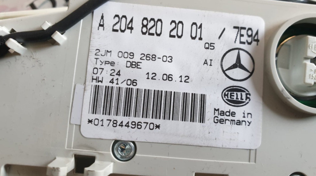 Plafoniera originala Mercedes-Benz C-Class W204 Facelift cod piesa : A2048202001