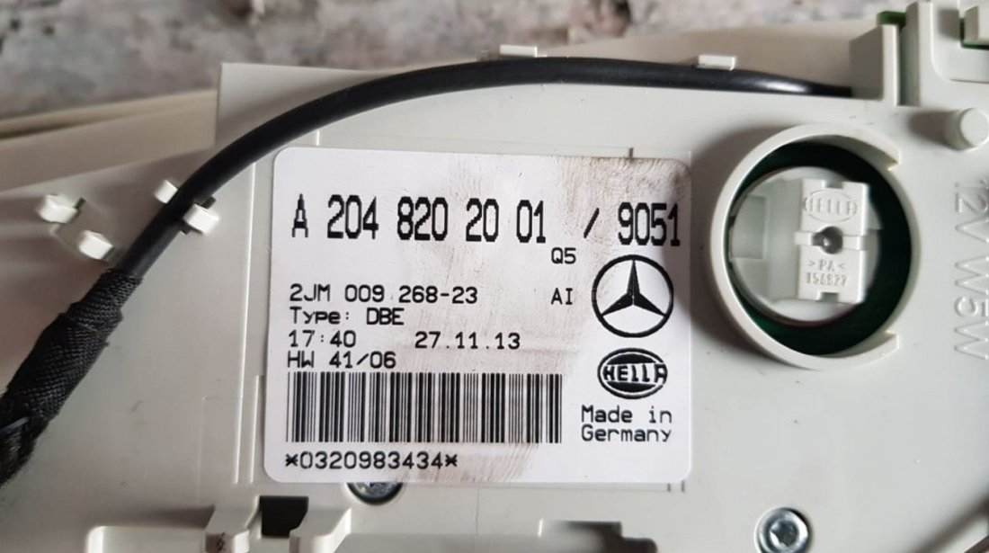 Plafoniera originala Mercedes-Benz C-Class W204 Facelift cod piesa : a2048202001