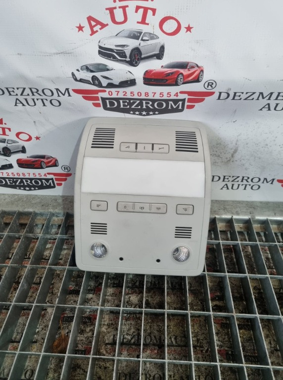 Plafoniera originala VW Touareg 7P cod piesa : 7P6951171