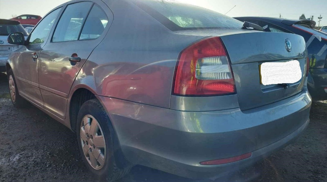 Plafoniera Skoda Octavia 2 2011 BERLINA 1.6 TDI