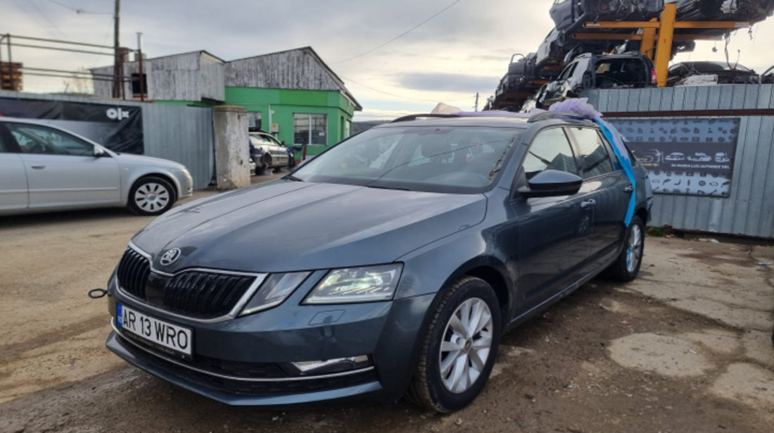 Plafoniera Skoda Octavia 3 [facelift] [2017 - 2020] 2.0 tdi CRMB