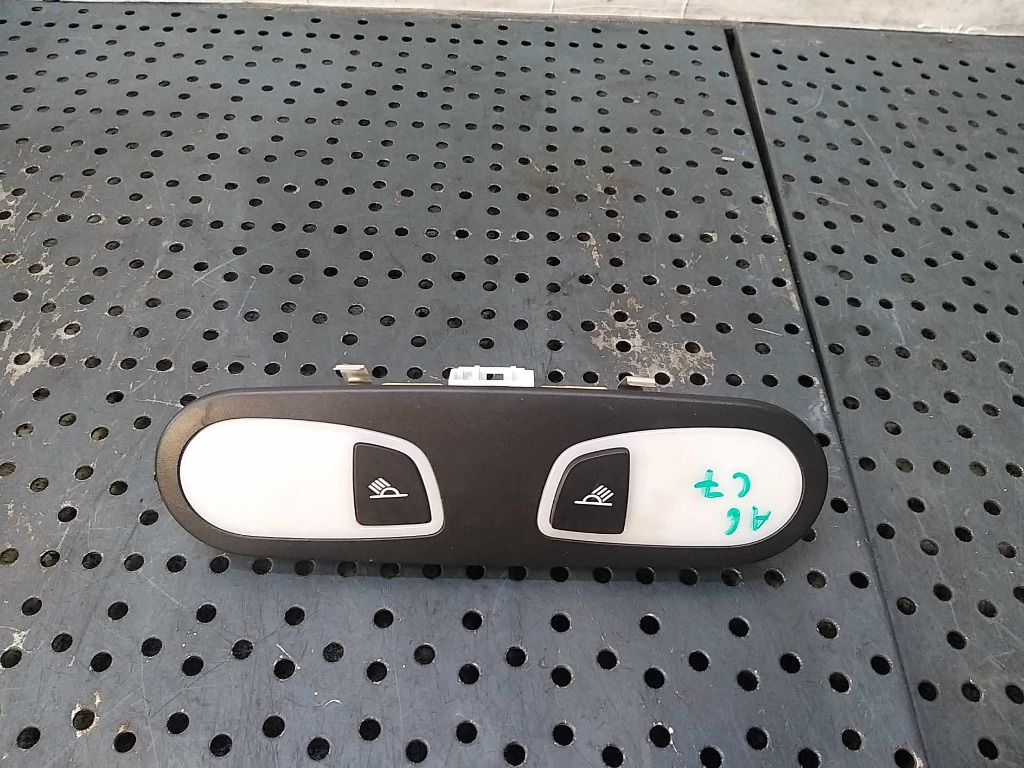 Plafoniera spate audi a6 c7 4g 4g0947111