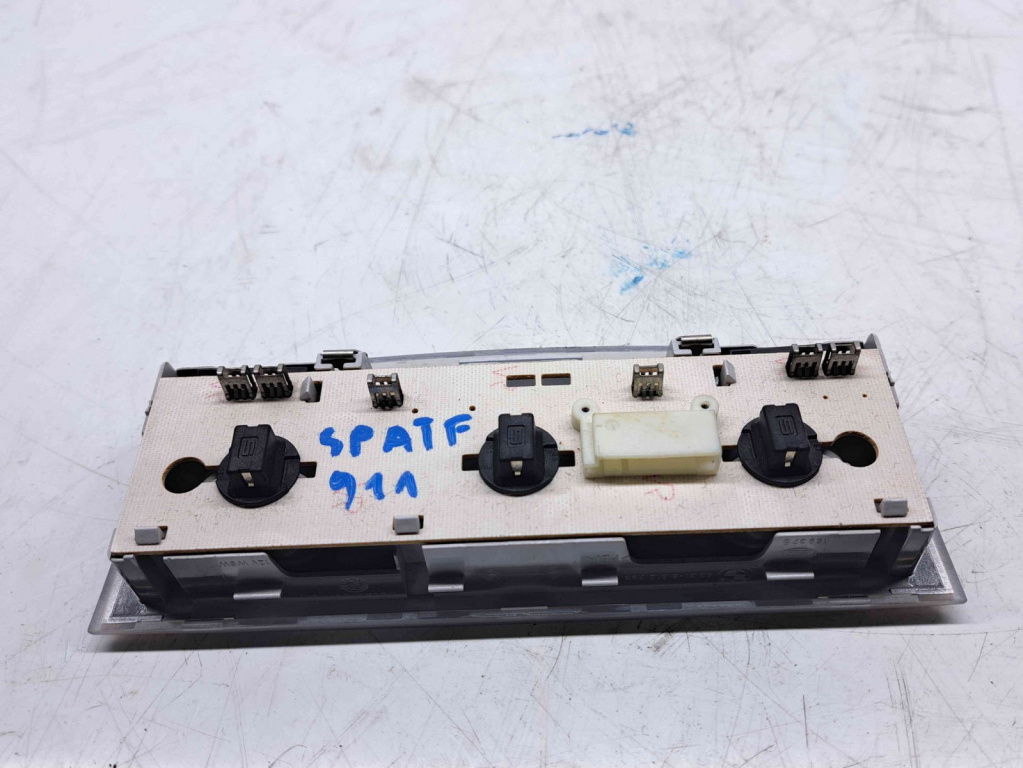 Plafoniera spate Bmw 5 (E60) [Fabr 2004-2010] 6910793