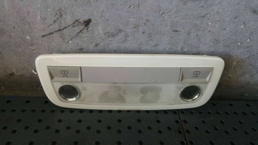 Plafoniera spate mercedes c class w204 a2048204901
