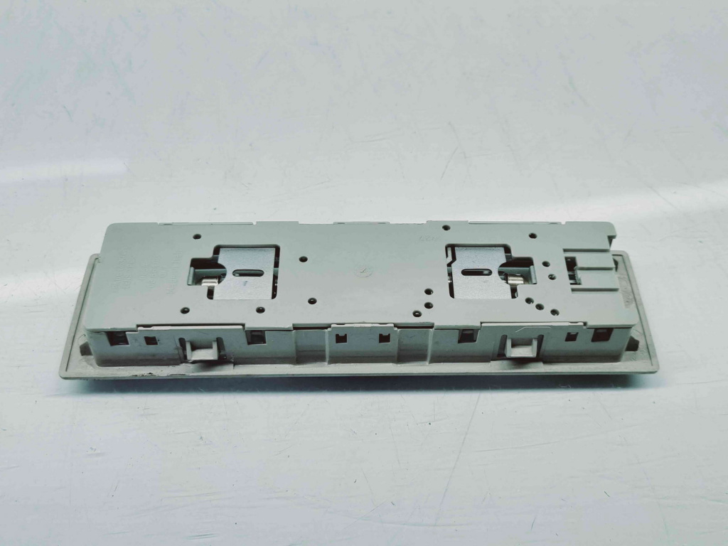 Plafoniera spate Volkswagen Tiguan (5N) [Fabr 2007-2016] 6Q0947291B