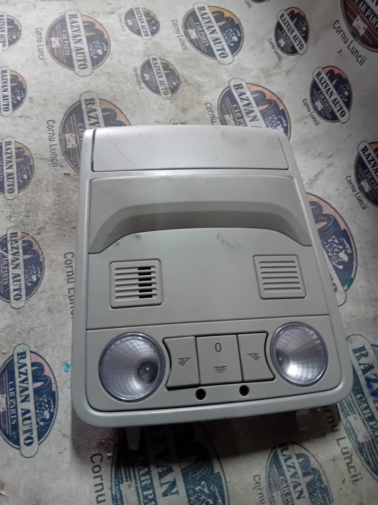 Plafoniera Volkswagen Tiguan 2015, 1K0867489
