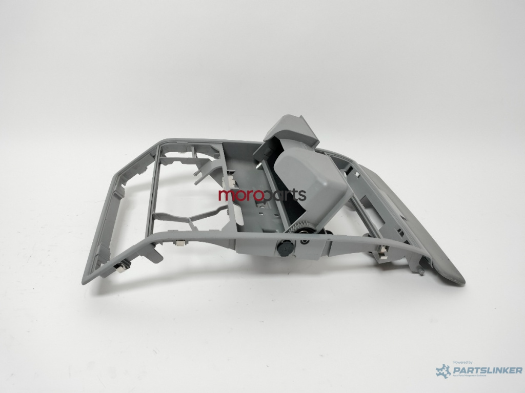 Plafoniera Volkswagen Touareg (7LA) 2.5 TDI 2006 BAC OEM 7L6867508C