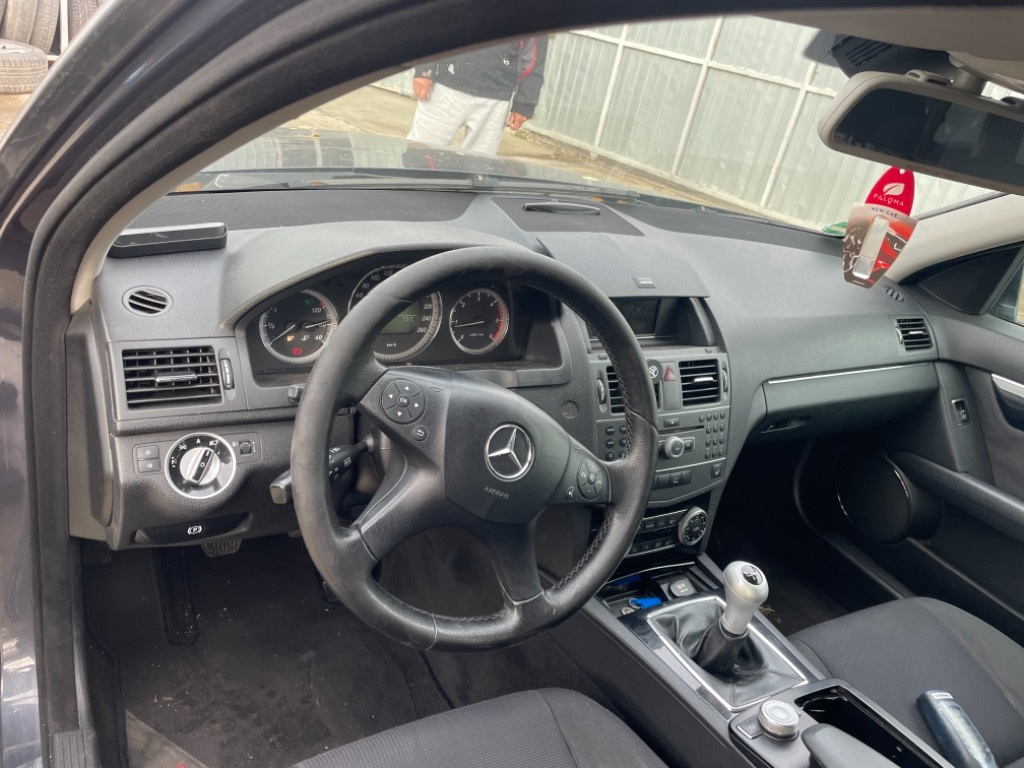 Planșă bord Mercedes c class w204 NON Facelift