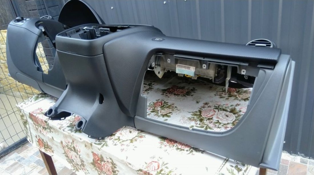 Planșă bord Seat Toledo 3, Altea, Altea XL 5P, 2005 cu airbag pasager 5P1857003E