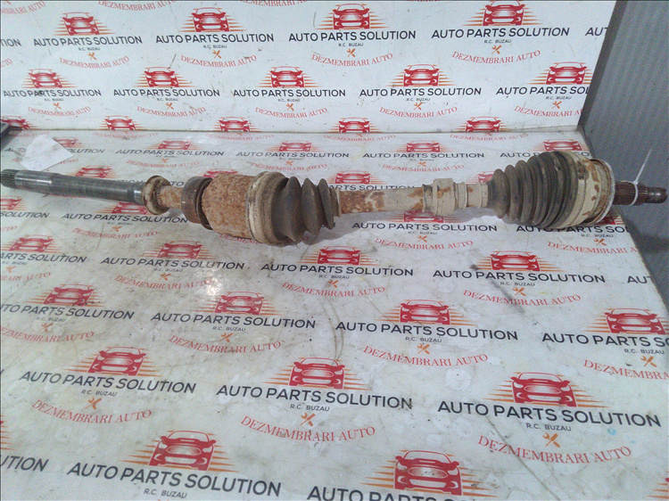 Planetara dreapta 2.2 d TOYOTA RAV 4 an 