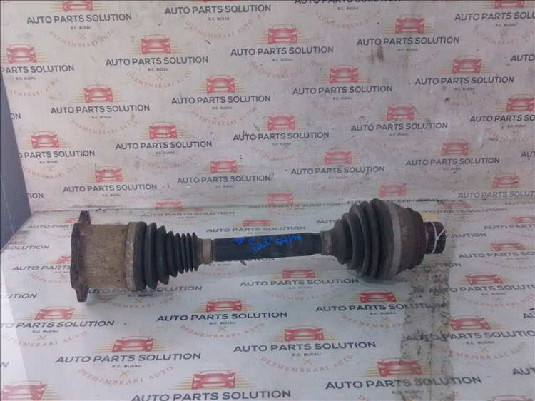 Planetara dreapta AUDI A4 B8 1.8 TFSI an fabr. 2011