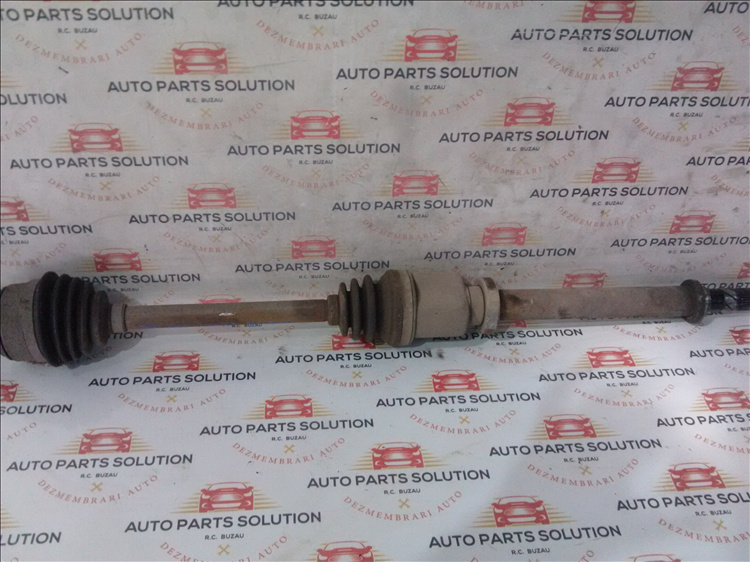 Planetara dreapta DACIA LOGAN 1.5 DCI an fabr. 2009