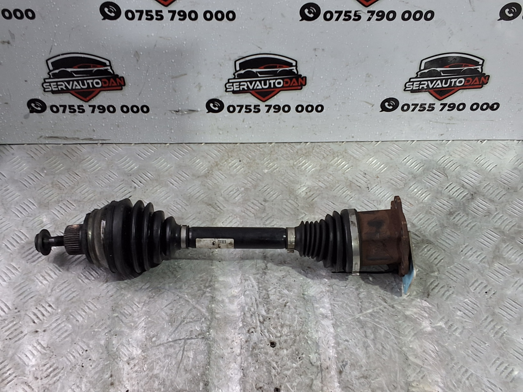 Planetara dreapta fata Audi A4 (2008-2011) [8K2, B8] 2.0 Motorina 2010, - / MANUALA