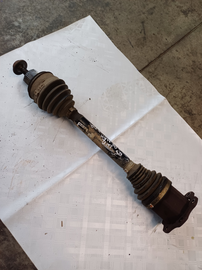 Planetara dreapta fata Audi Q5 2.0 Motorina 2013, 8R0407271G / MANUALA / 4X4