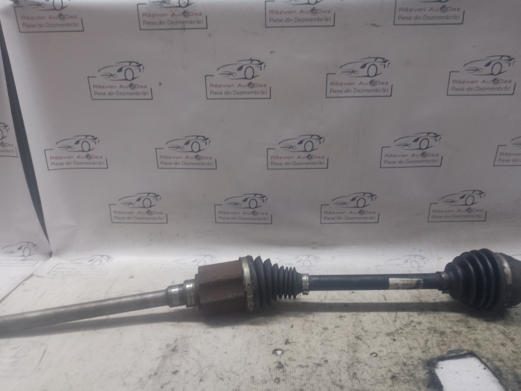 Planetara dreapta fata BMW X3 F25 2.0 Motorina 2011, 7598028 / X-DRIVE