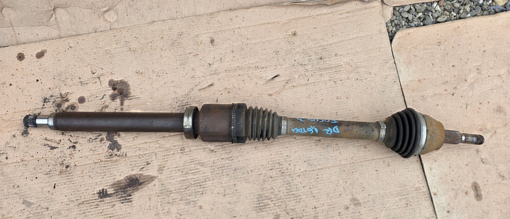 Planetara dreapta fata Ford Focus 3 1.6 TDCI 2011 2012 2013 2014