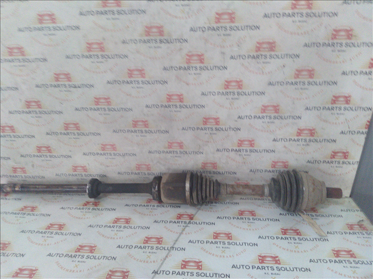 Planetara dreapta fata LAND ROVER Freelander 2 2.2 D an fabr. 2009