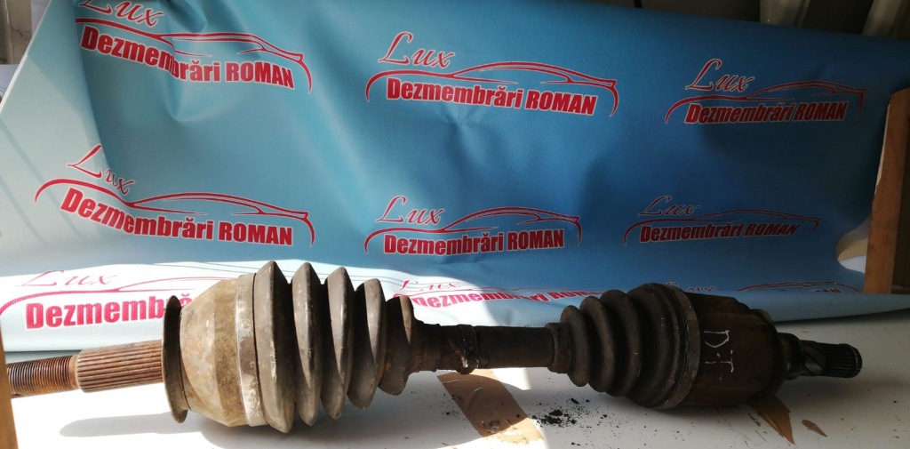 Planetara dreapta fata Nissan Navara Motor 2.5dci 171cp YD25DDTi