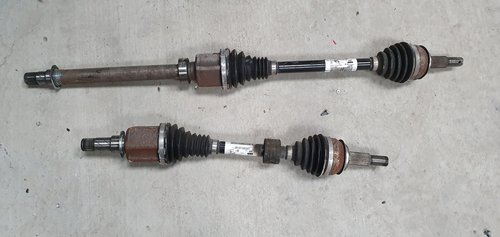 Planetara dreapta fata Nissan Qashqai J11 1.5 DCI 2015 2016 2017 2018